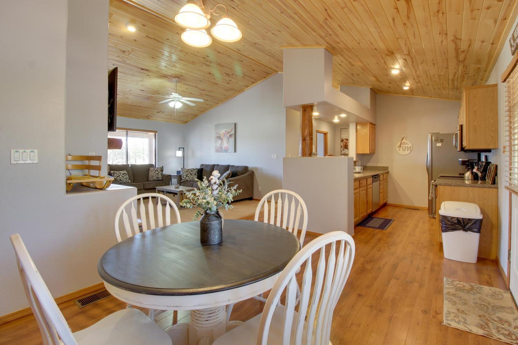 Overgaard Cabin Near Sitgreaves National Forest! 外观 照片